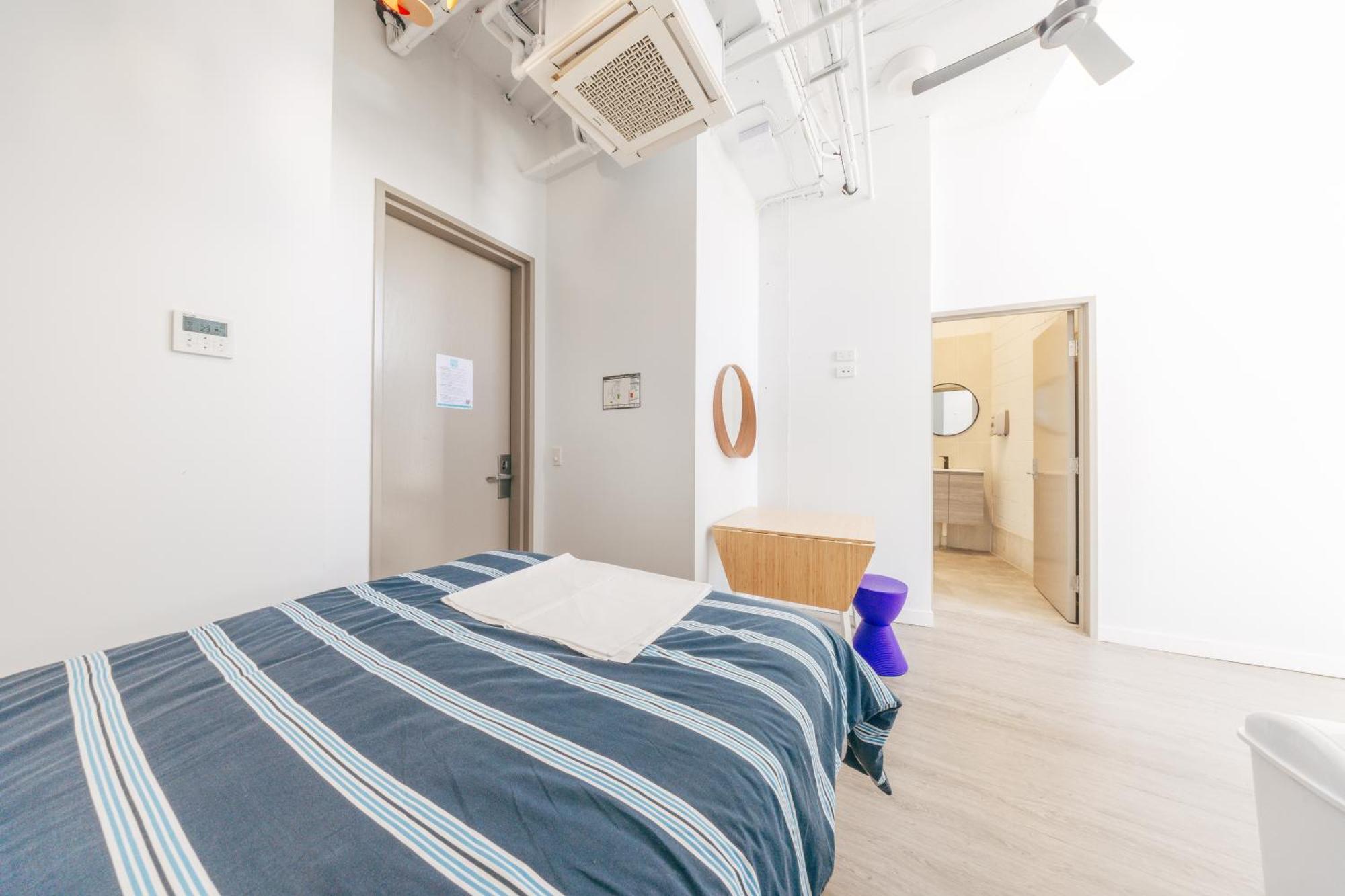 Maze Backpackers - Gold Coast Hostel Buitenkant foto